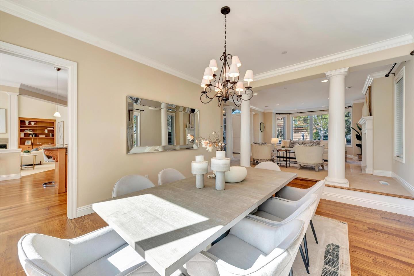 10108 Crescent Court