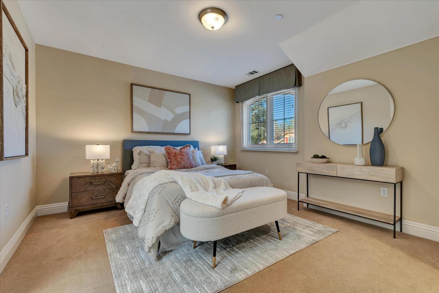 10108 Crescent Court