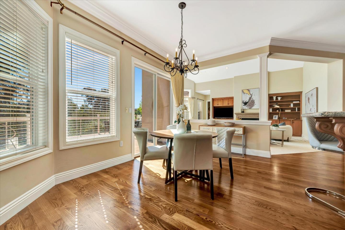 10108 Crescent Court