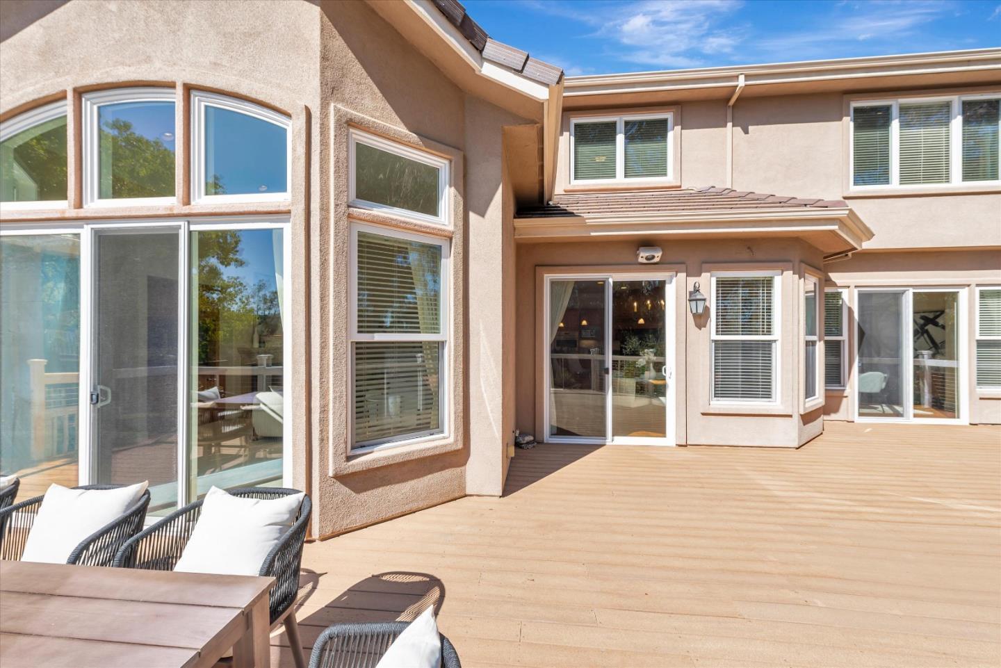 10108 Crescent Court