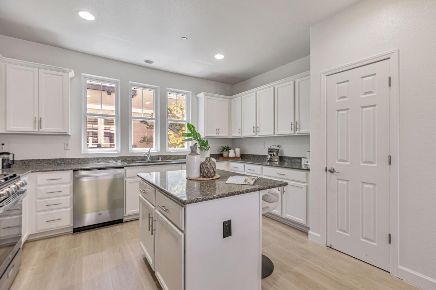 2973 Pescadero Terrace