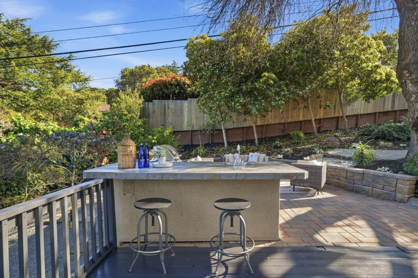 347 Rolling Hills Avenue