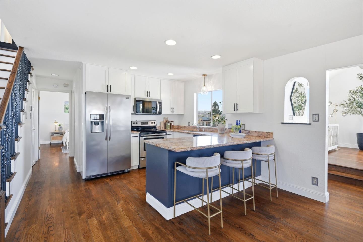 347 Rolling Hills Avenue