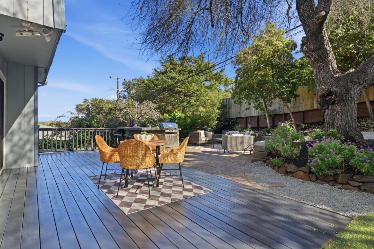 347 Rolling Hills Avenue