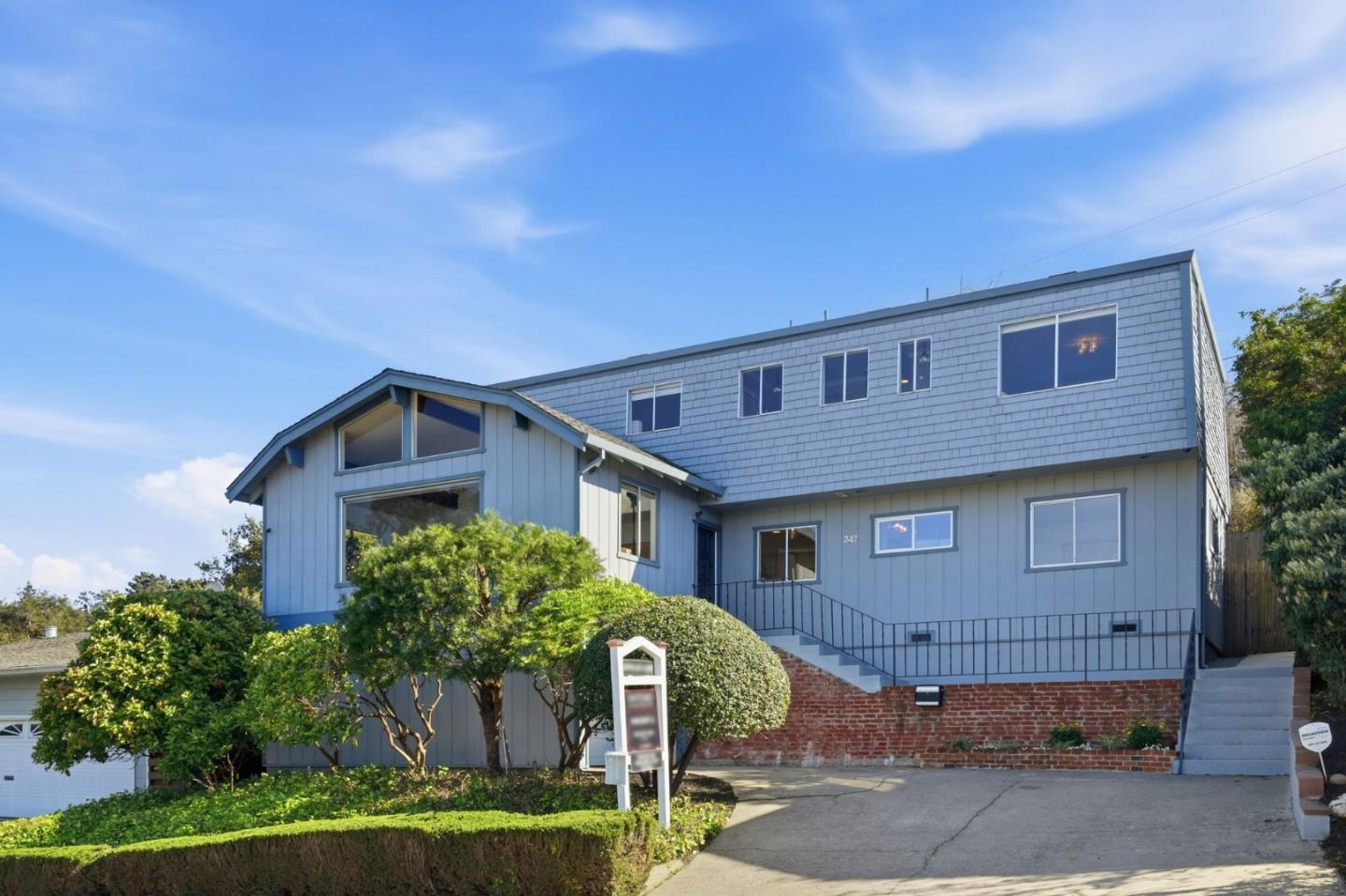 347 Rolling Hills Avenue