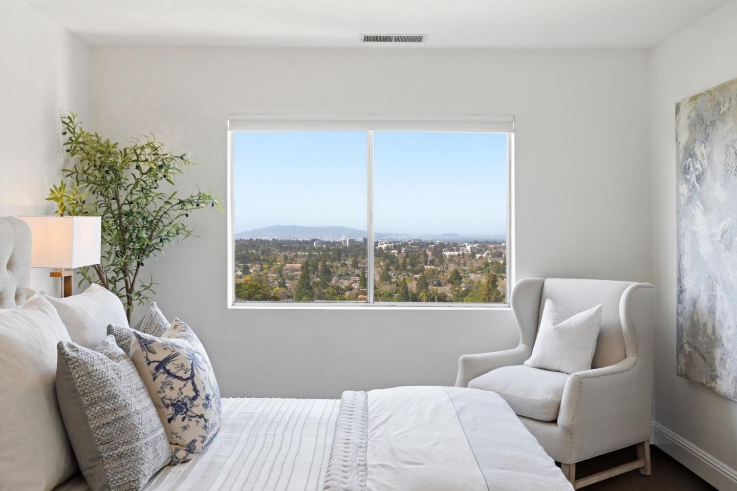 347 Rolling Hills Avenue