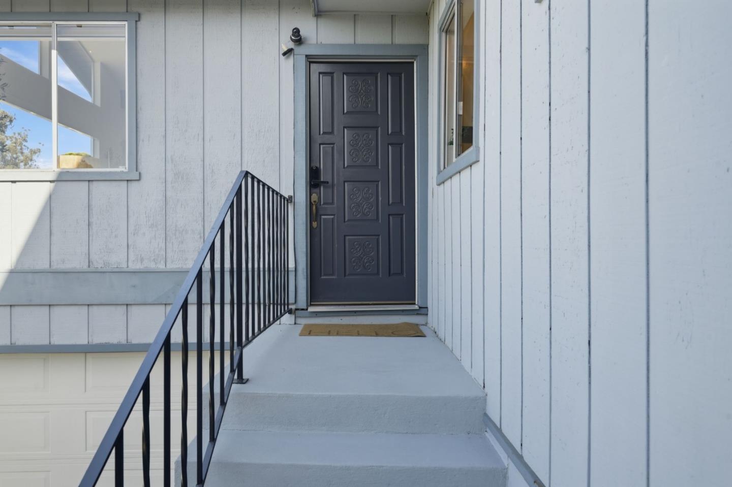 347 Rolling Hills Avenue