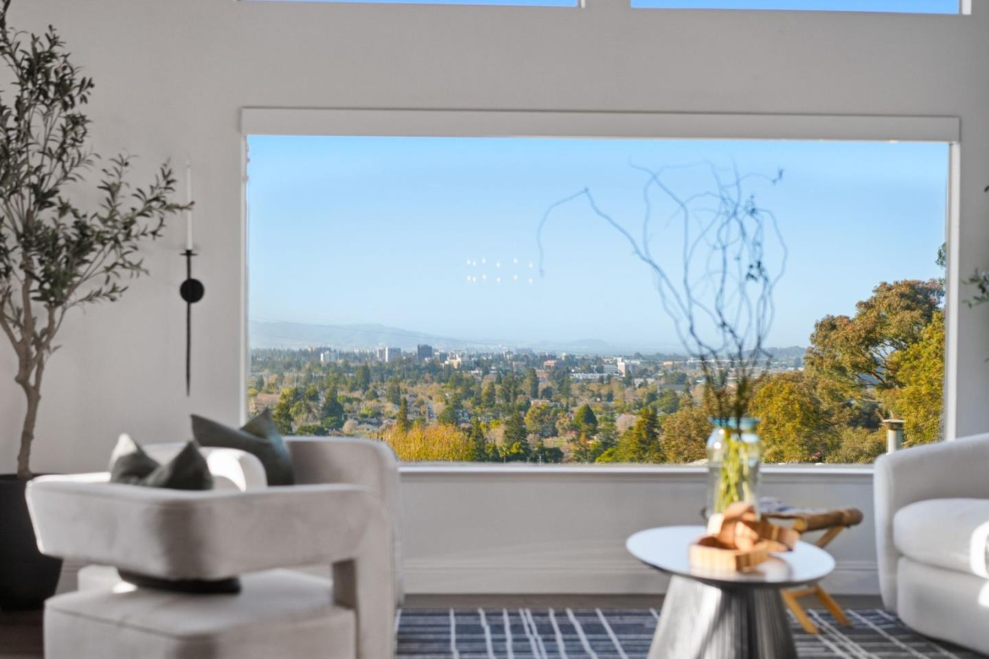 347 Rolling Hills Avenue