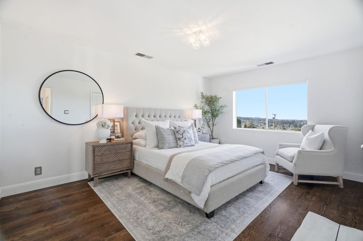 347 Rolling Hills Avenue