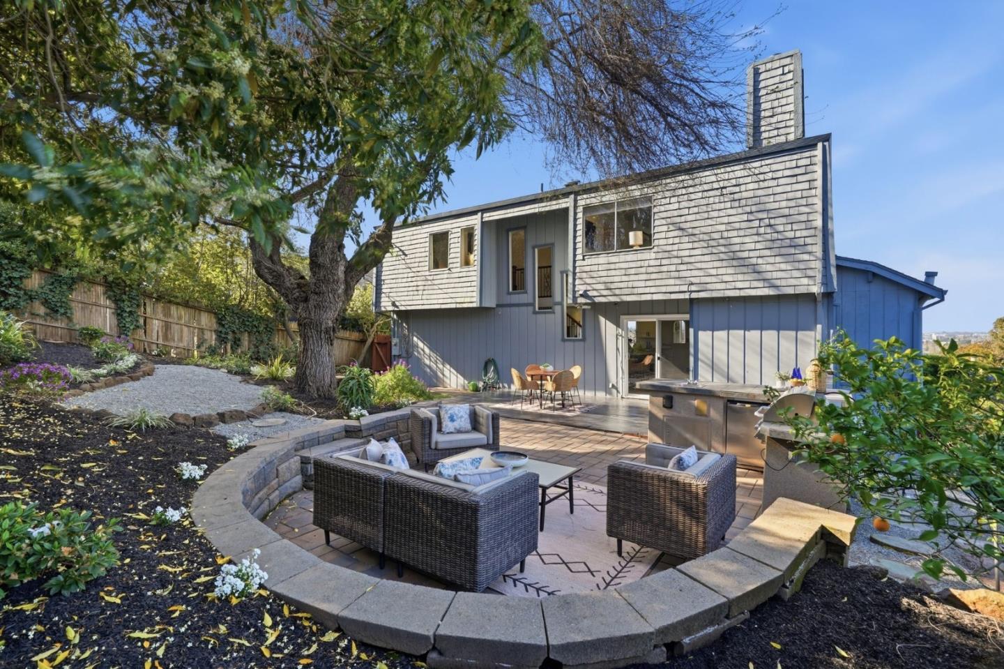 347 Rolling Hills Avenue