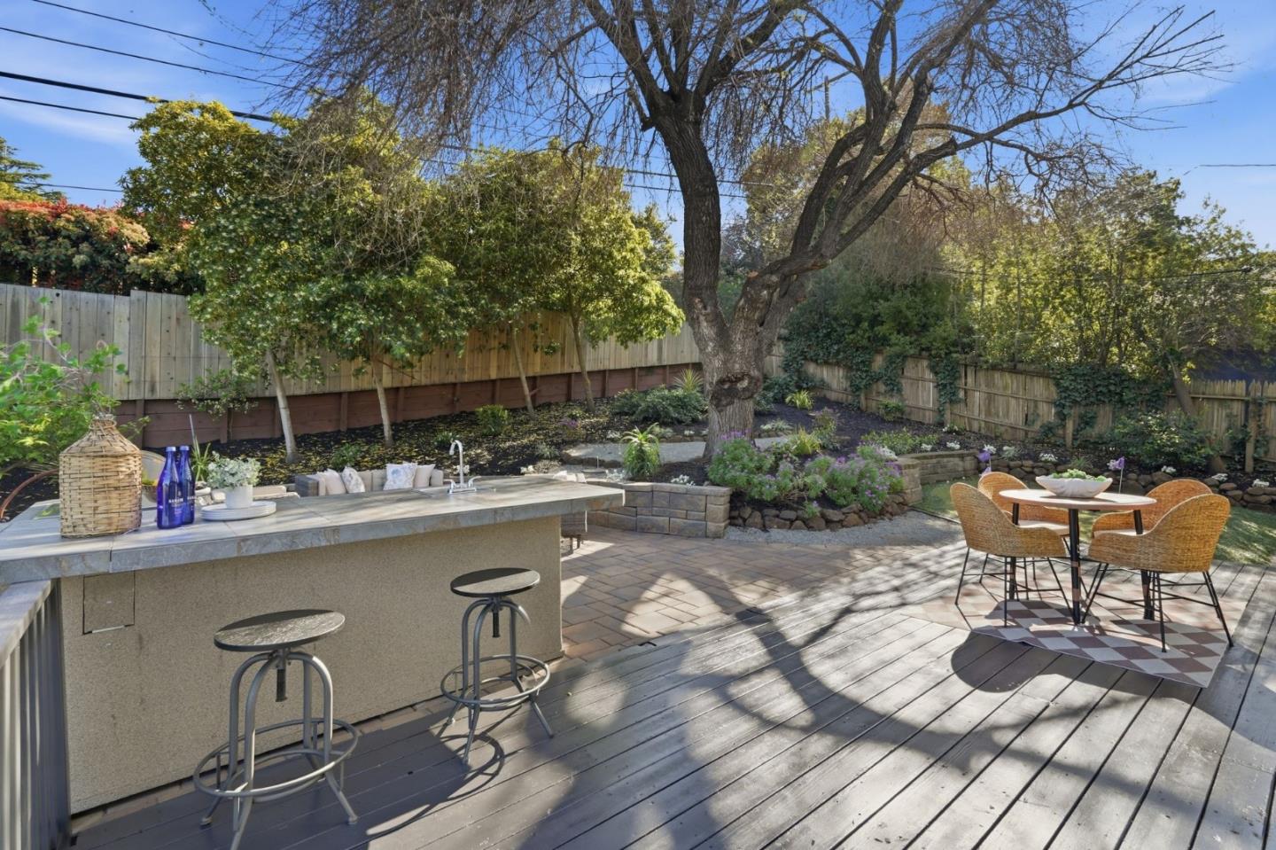 347 Rolling Hills Avenue