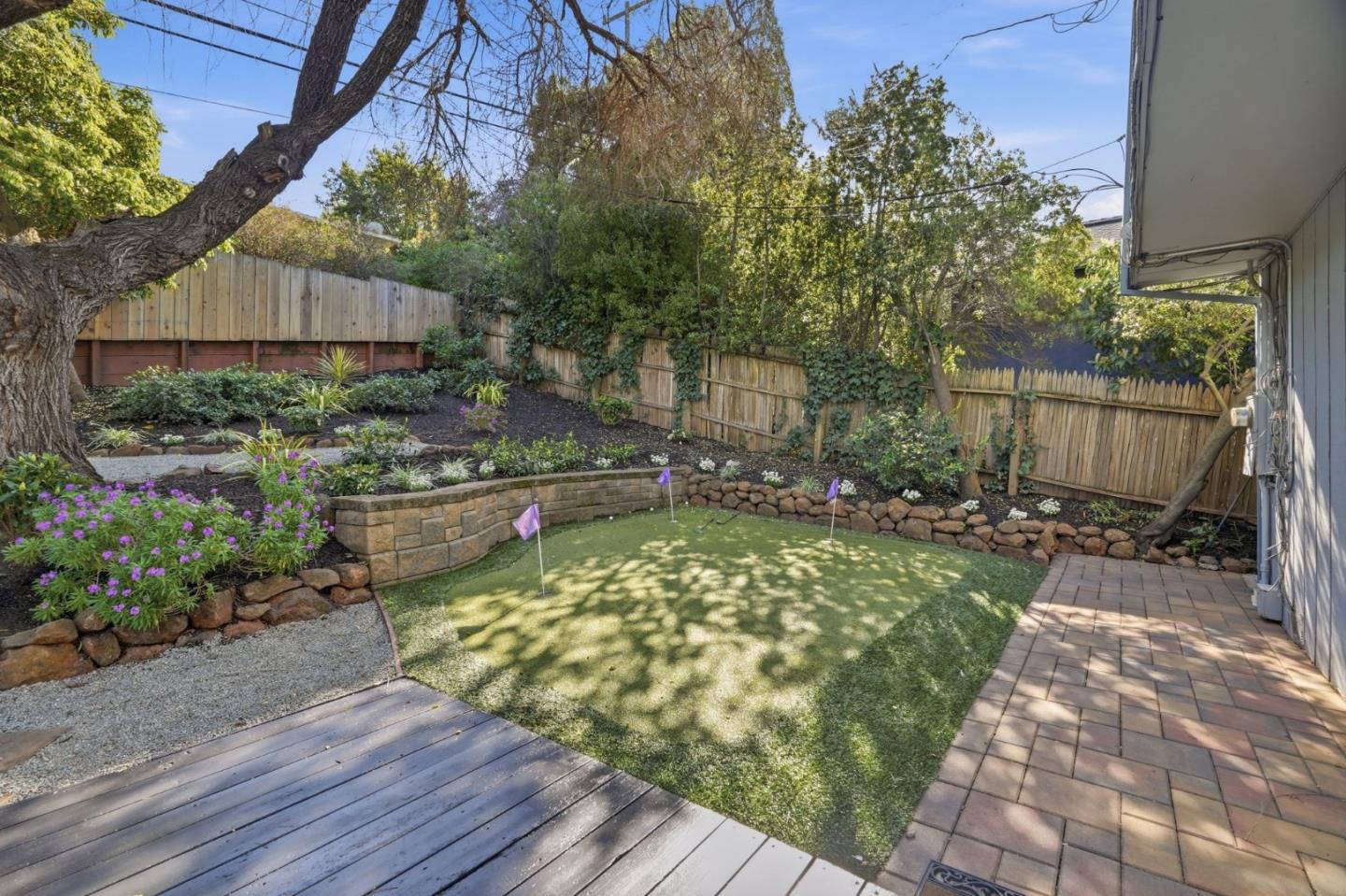 347 Rolling Hills Avenue