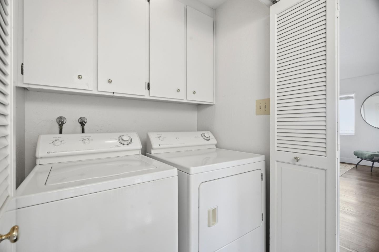 347 Rolling Hills Avenue