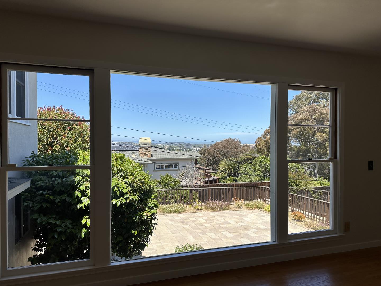 346 Rolling Hills AVE