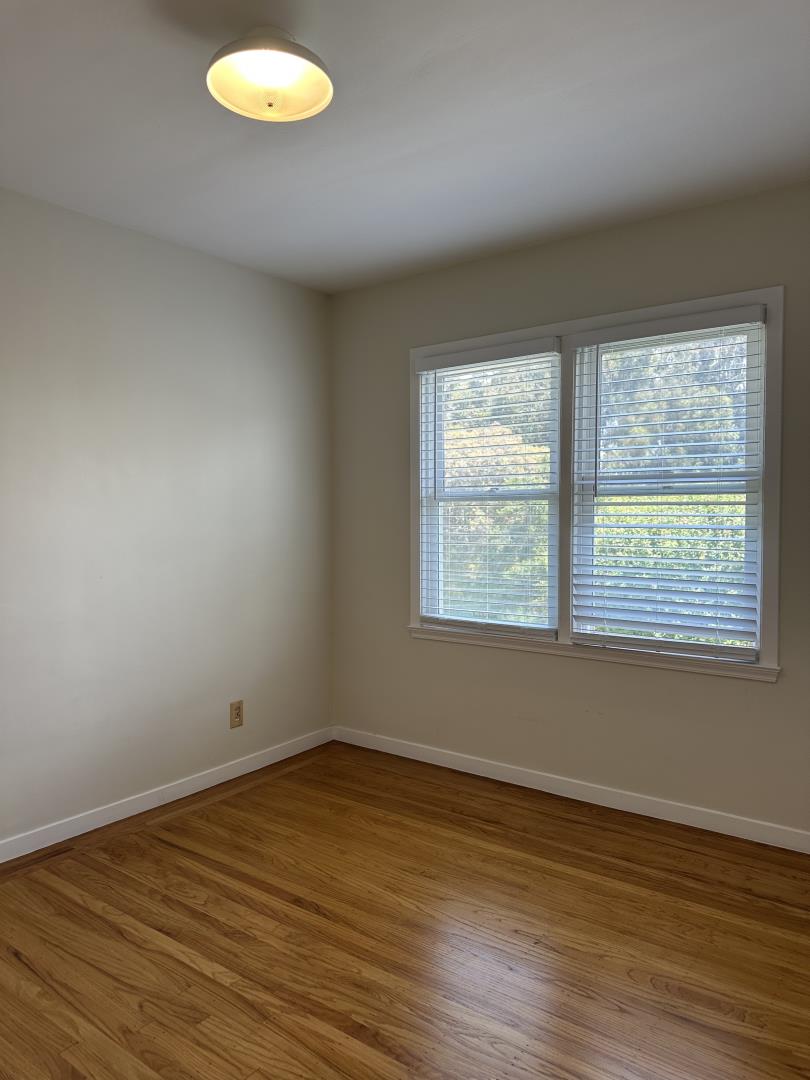 346 Rolling Hills AVE