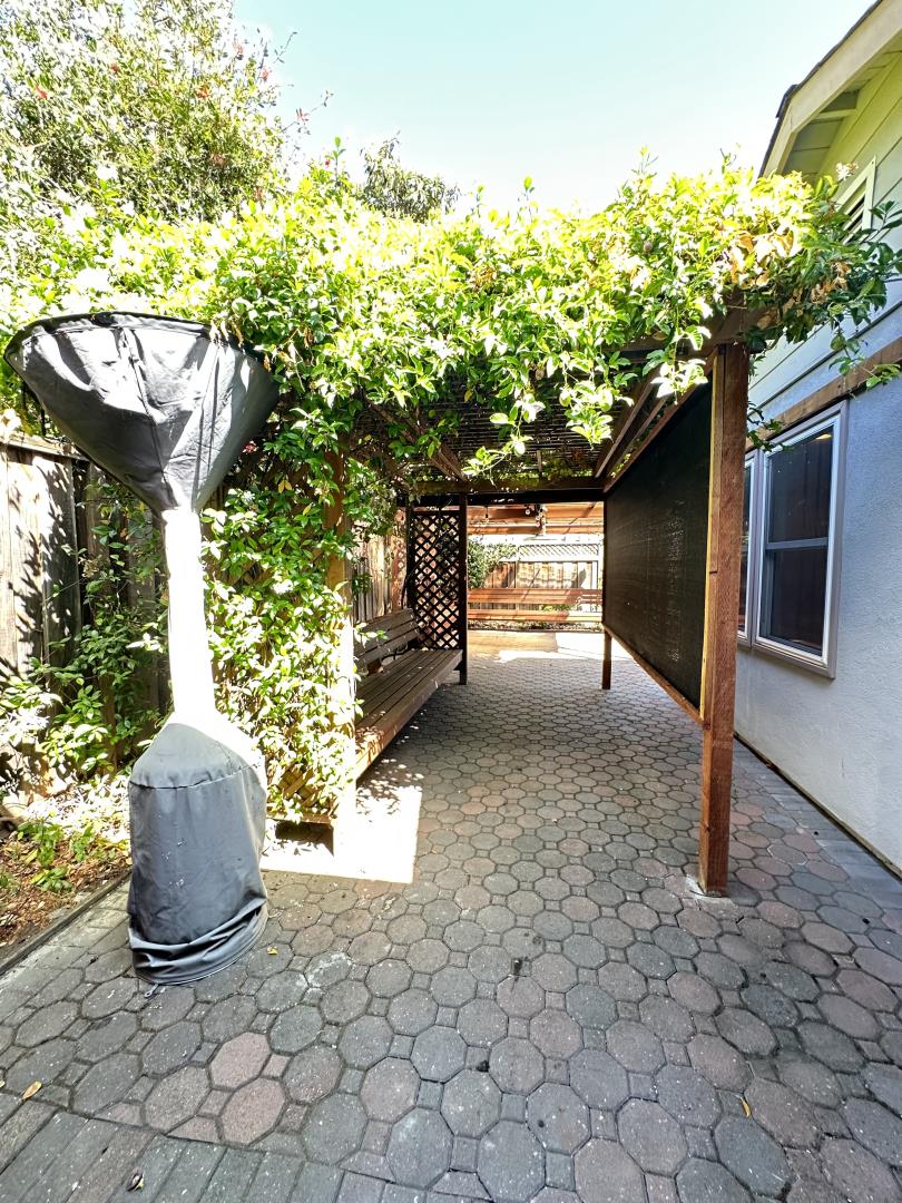 4021 Campana DR