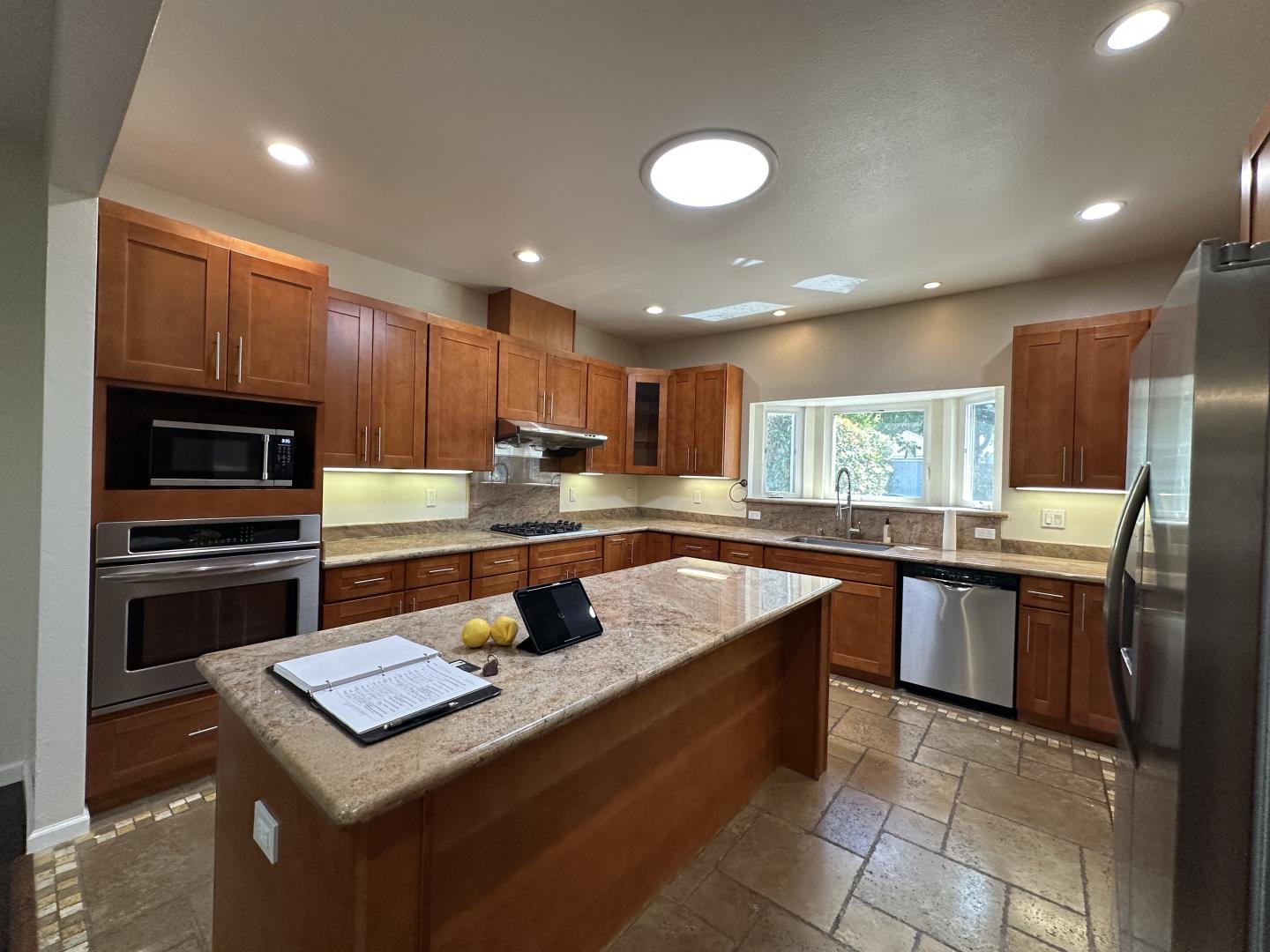 4021 Campana DR