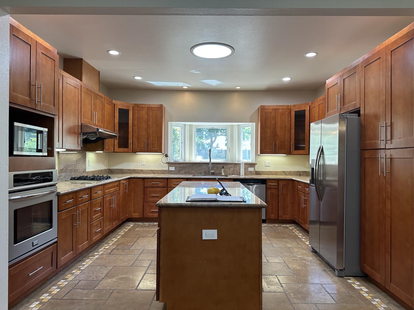 4021 Campana DR