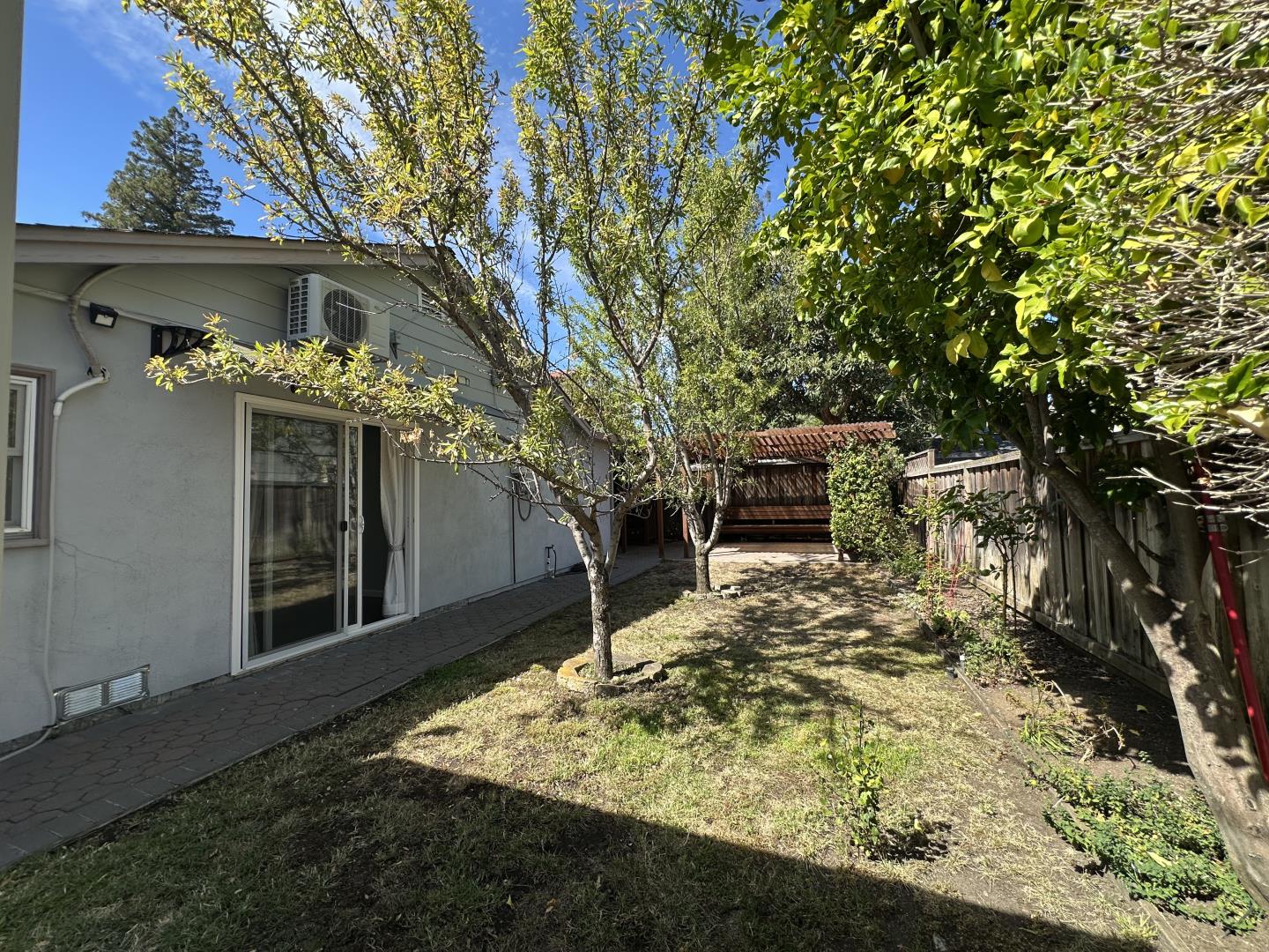 4021 Campana DR
