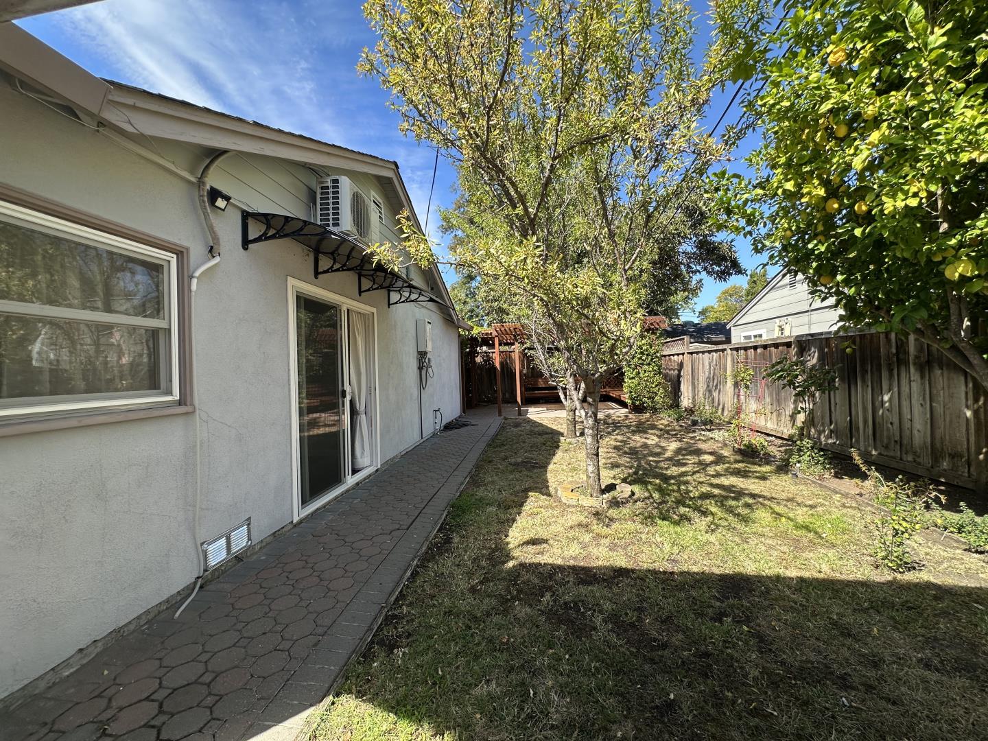4021 Campana DR