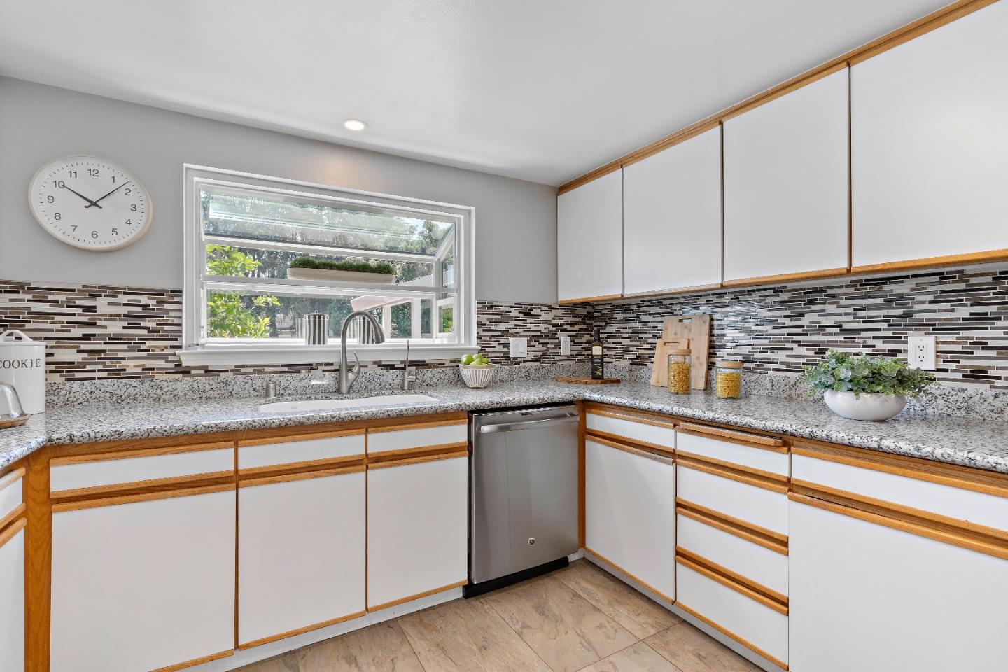 2775 Lantz Avenue