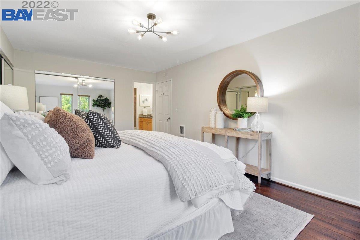 466 Crescent Street Unit: 304