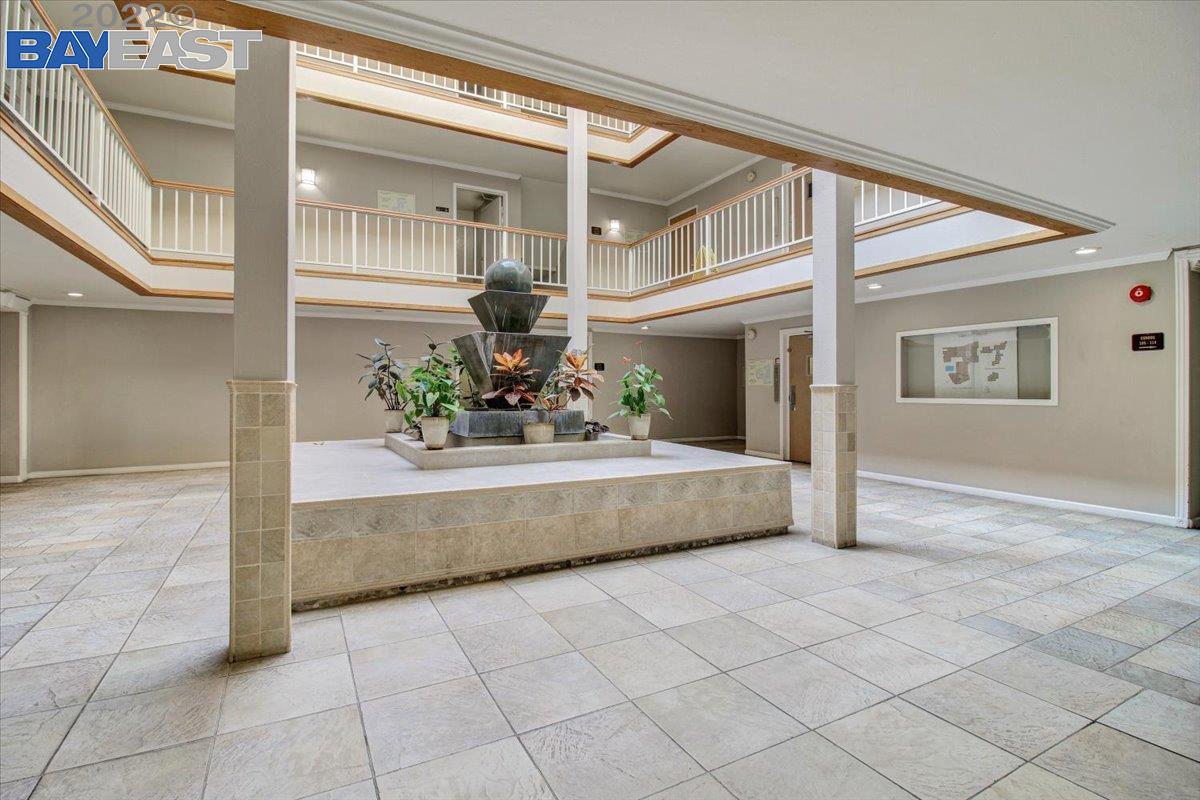 466 Crescent Street Unit: 304