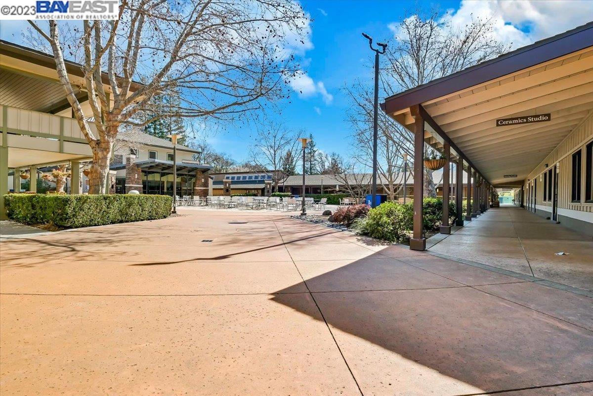 1116 Oakmont Drive Unit: 5