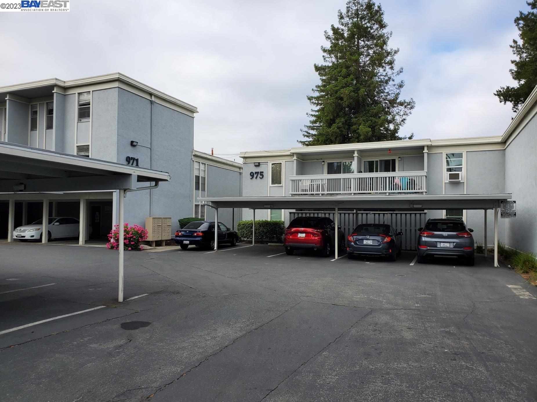 975 Bancroft Road Unit: 104