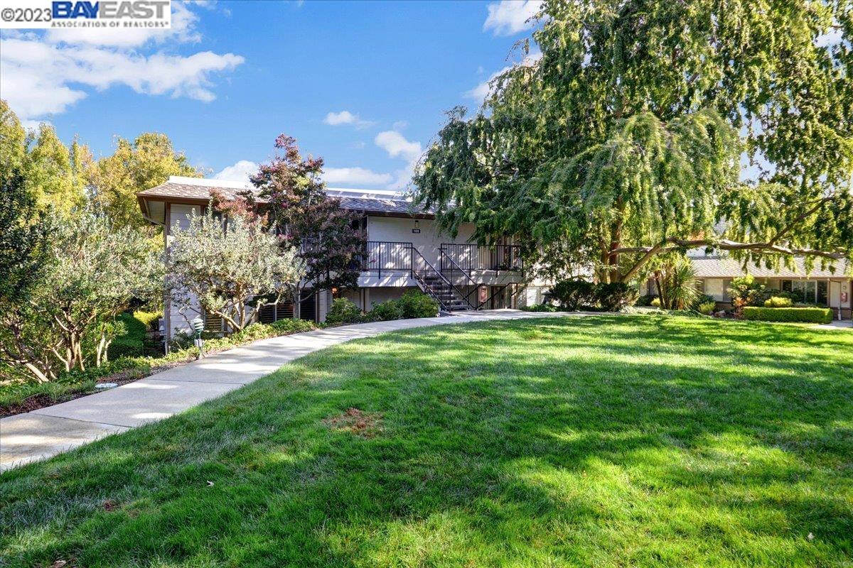 1109 Ptarmigan Drive Unit: 2