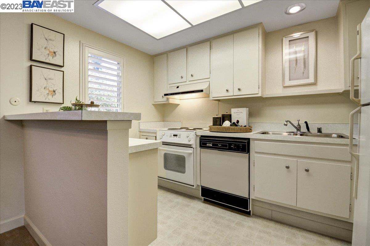 1109 Ptarmigan Drive Unit: 2