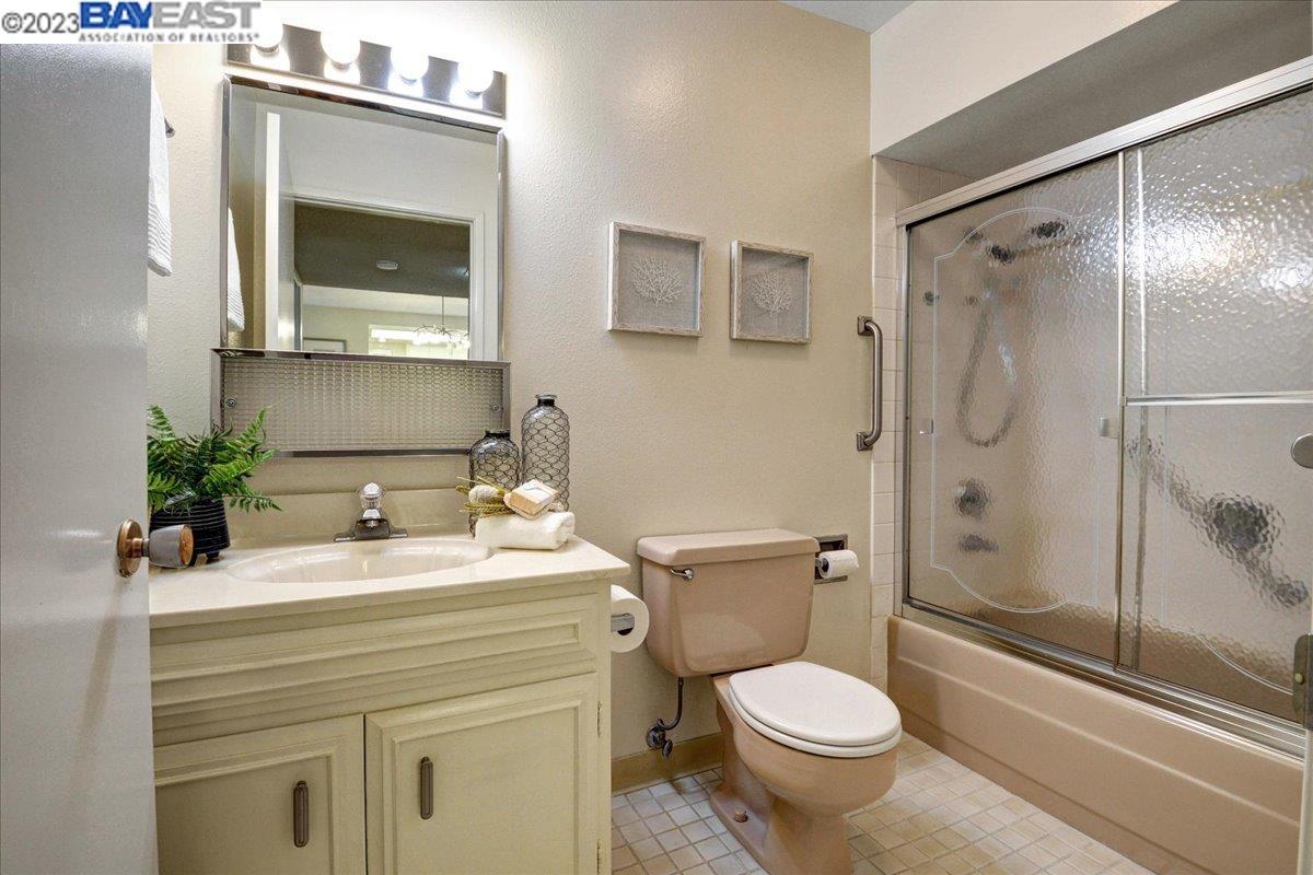 1109 Ptarmigan Drive Unit: 2