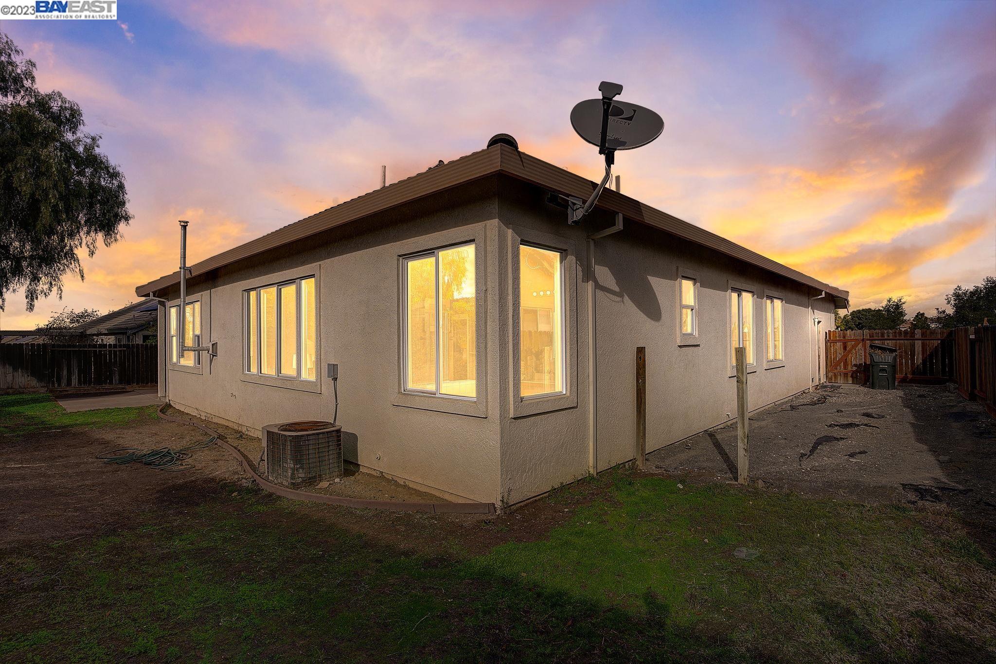 1016 Carpinteria Drive