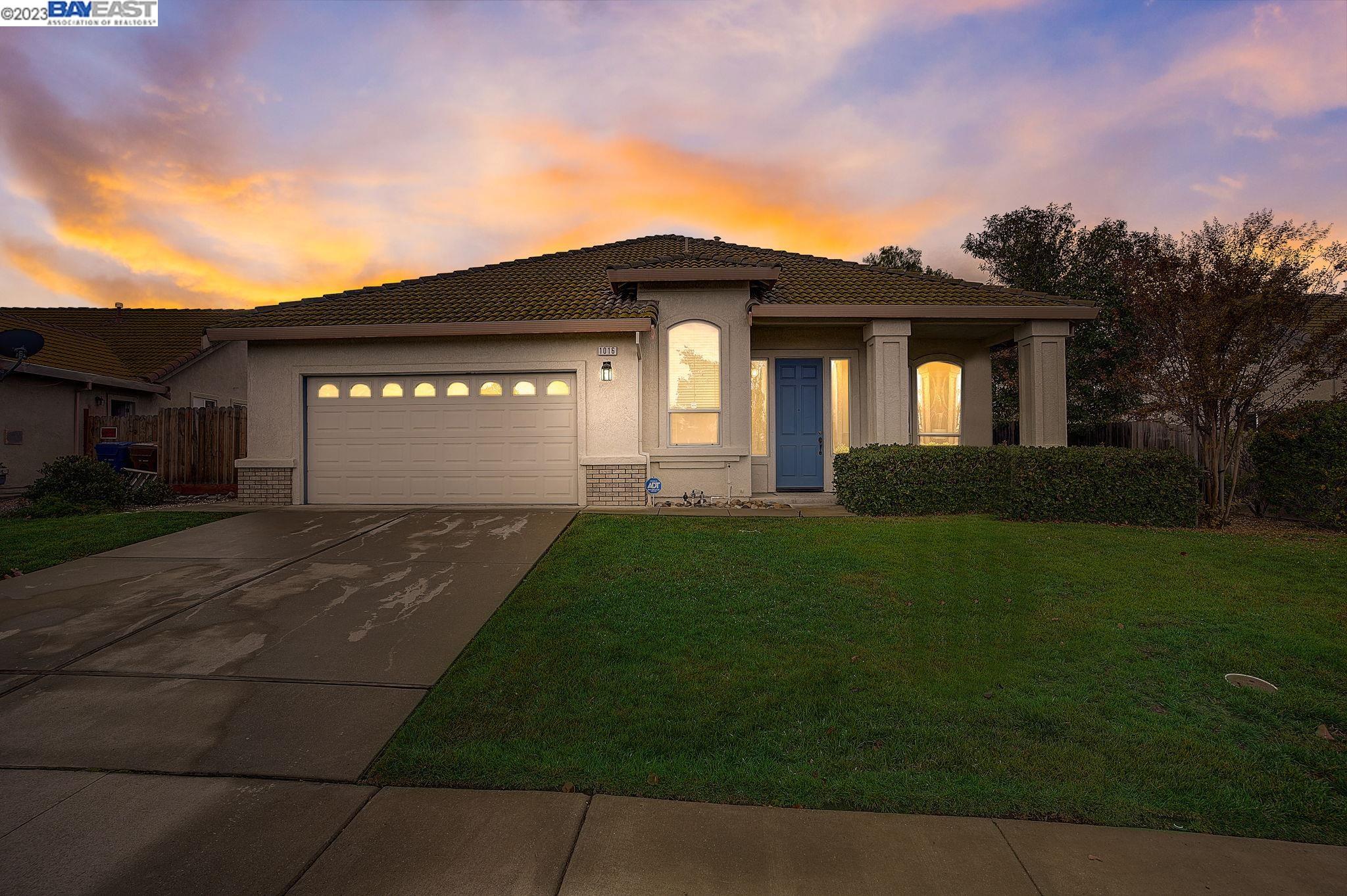 1016 Carpinteria Drive