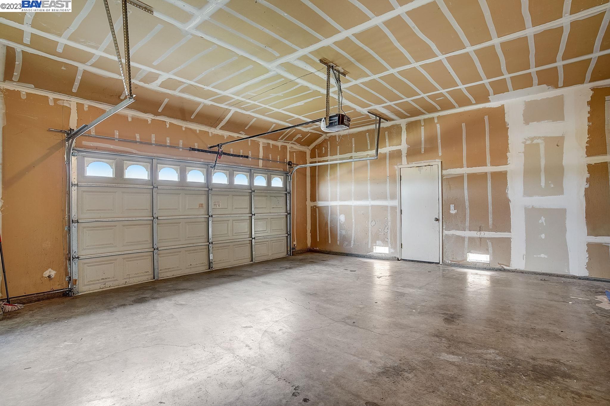 1016 Carpinteria Drive