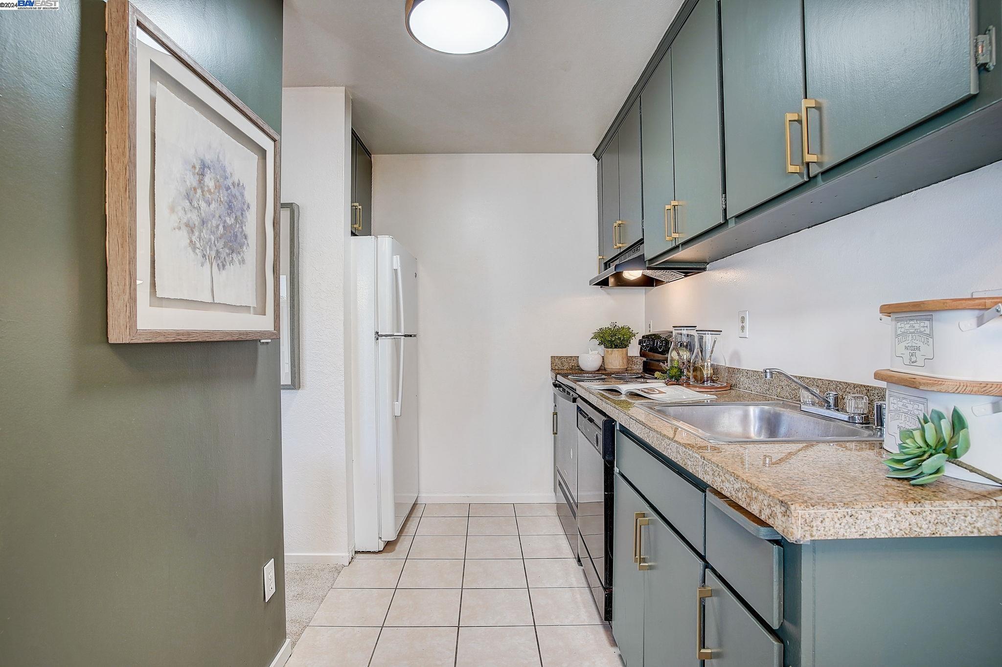 975 Bancroft Road # 104