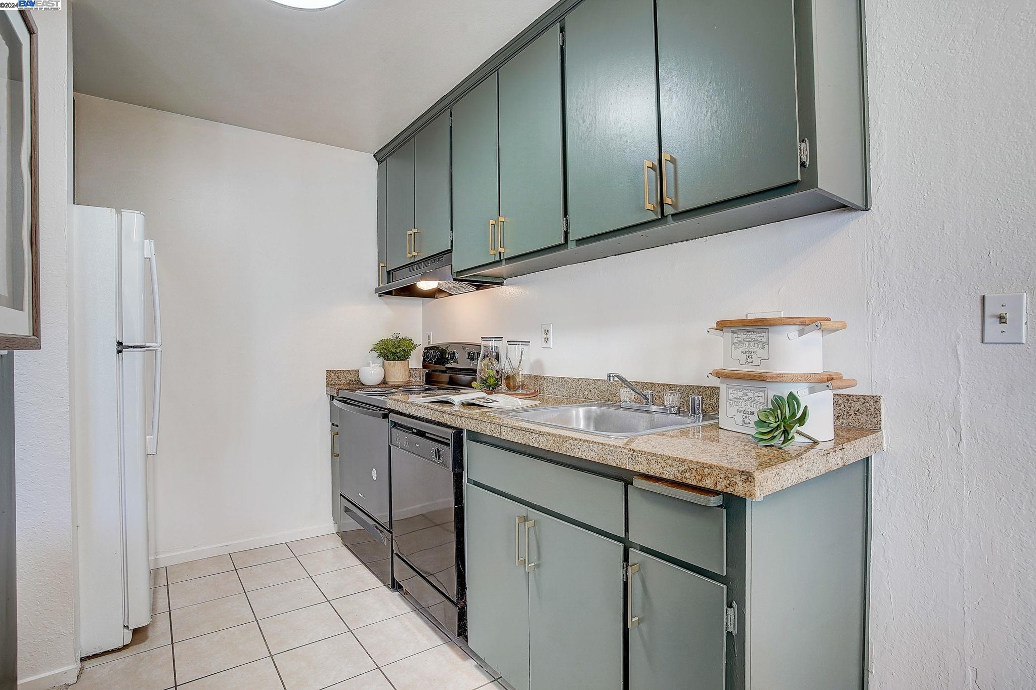 975 Bancroft Road # 104