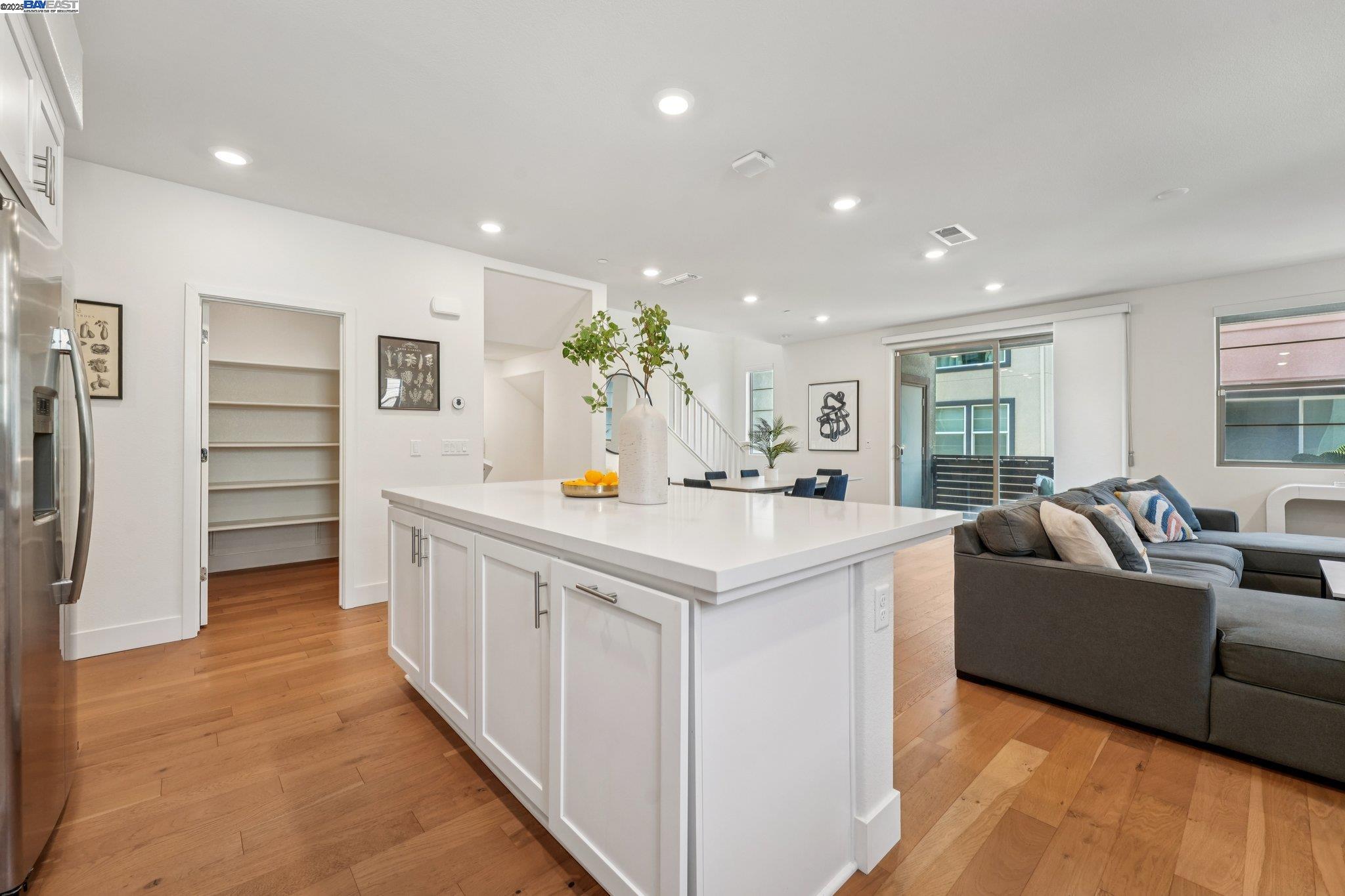 5860 Midnight Place Unit I