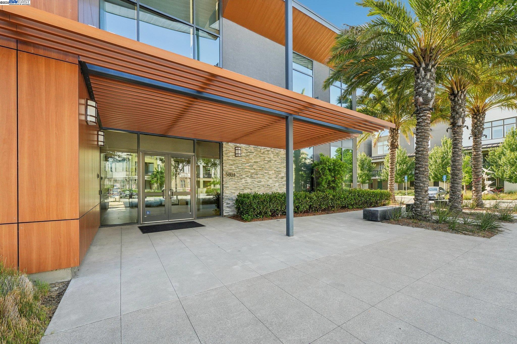 5860 Midnight Place Unit I