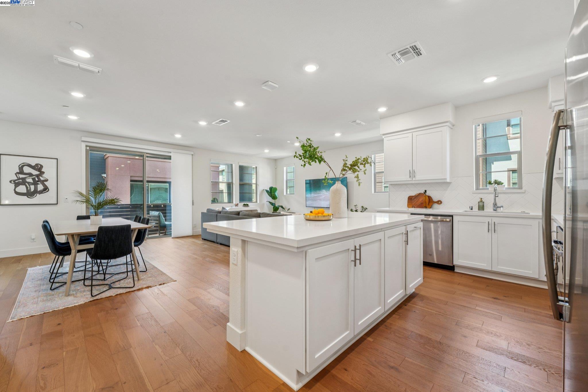 5860 Midnight Place Unit I