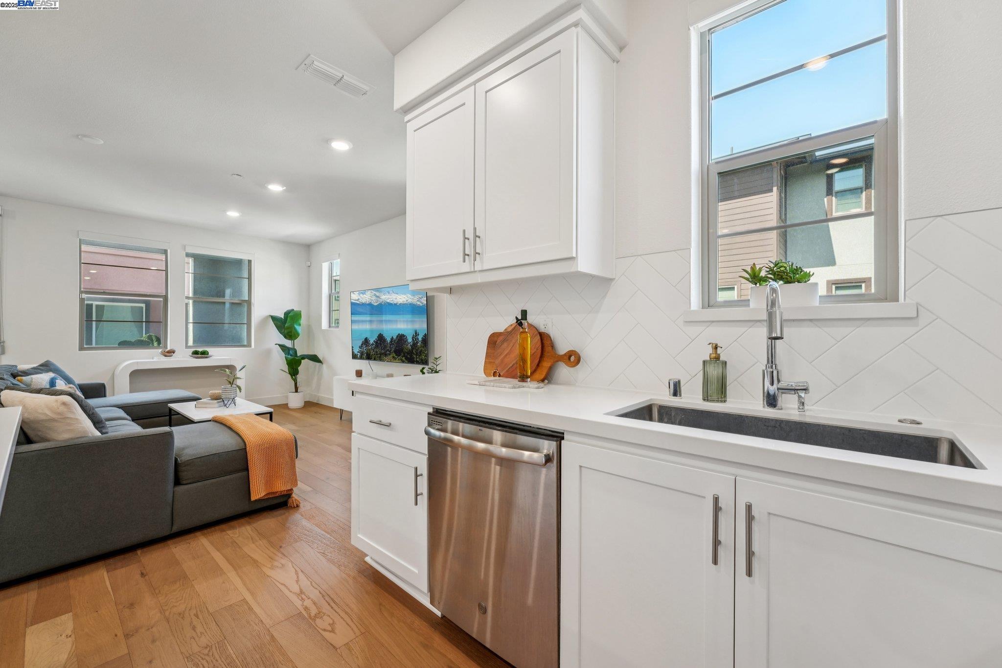 5860 Midnight Place Unit I