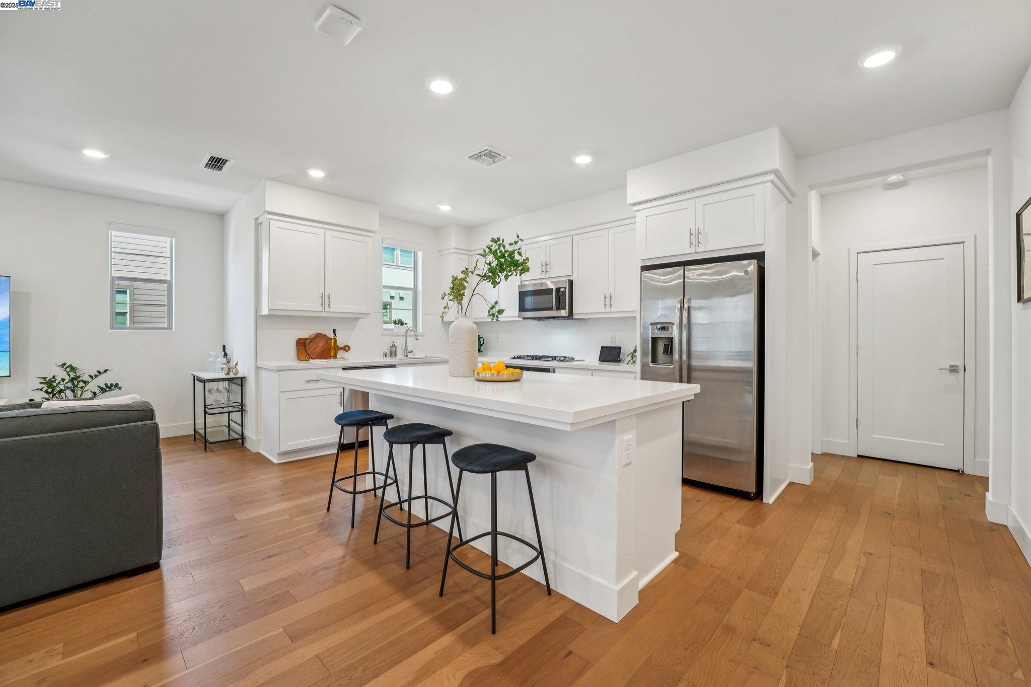 5860 Midnight Place Unit I