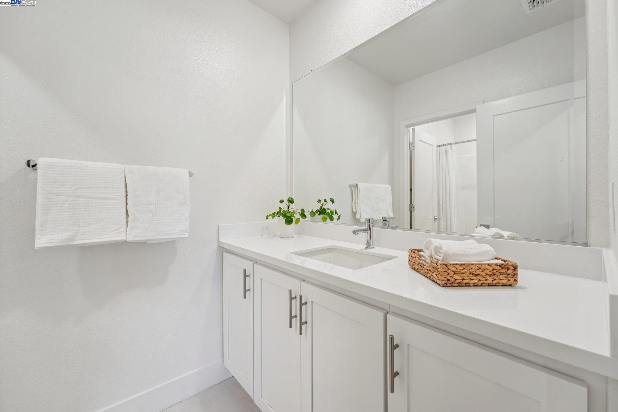 5860 Midnight Place Unit I