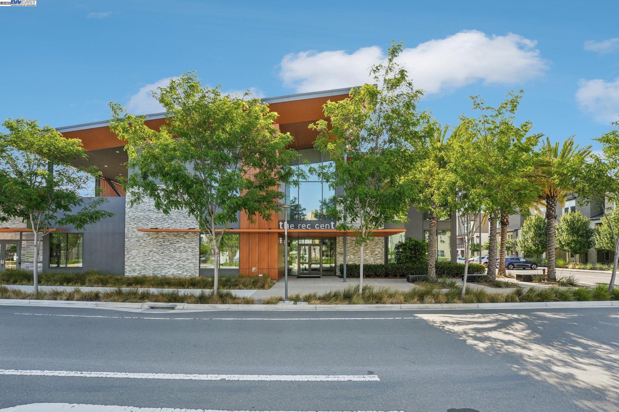 5860 Midnight Place Unit I