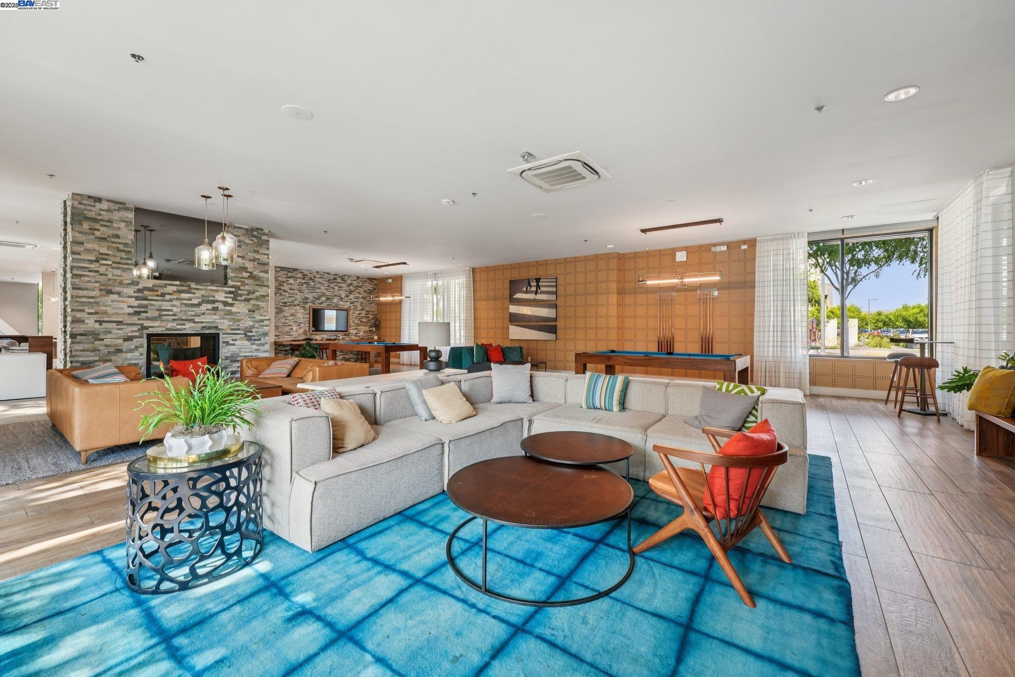 5860 Midnight Place Unit I