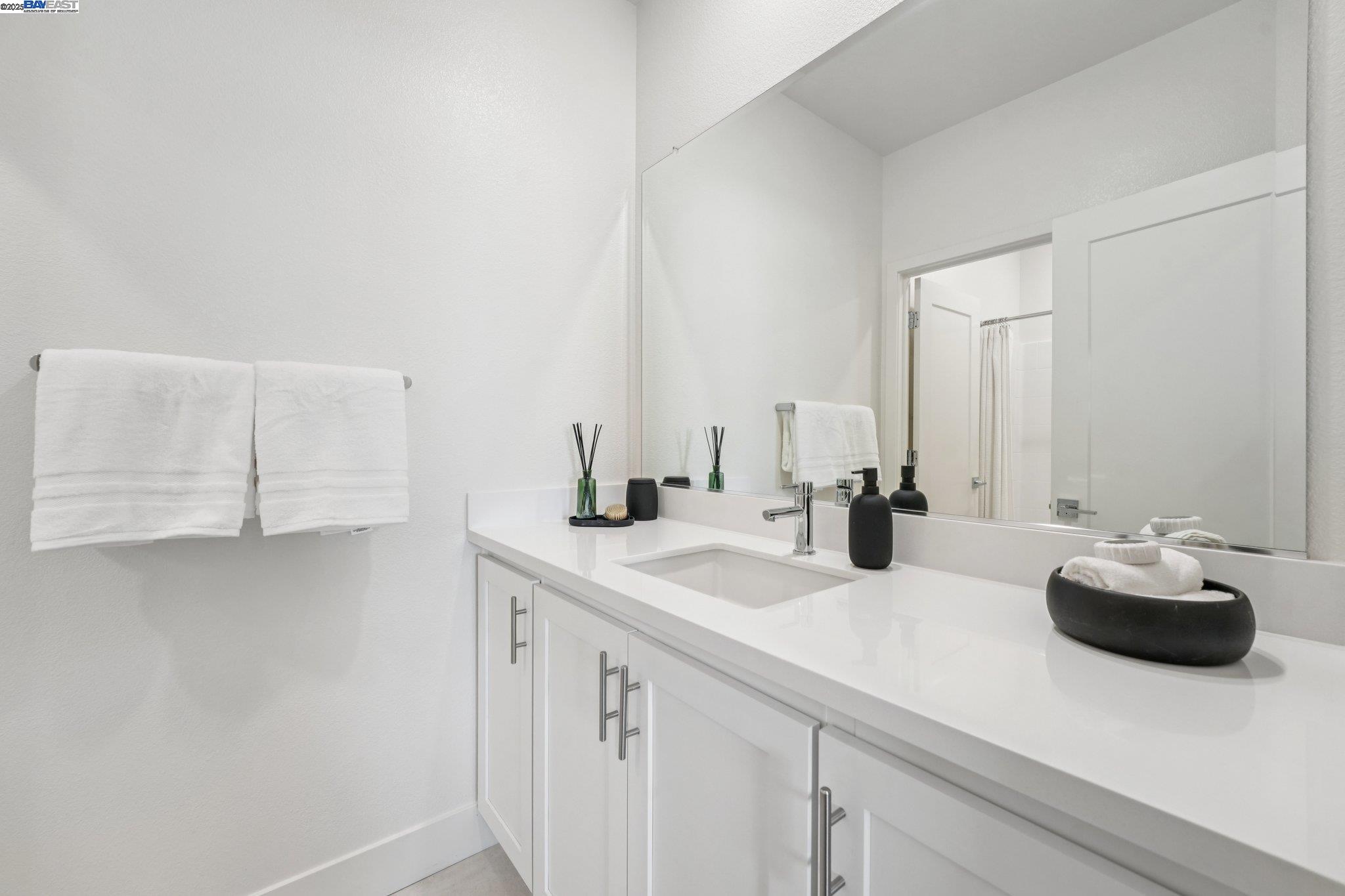 5860 Midnight Place Unit I