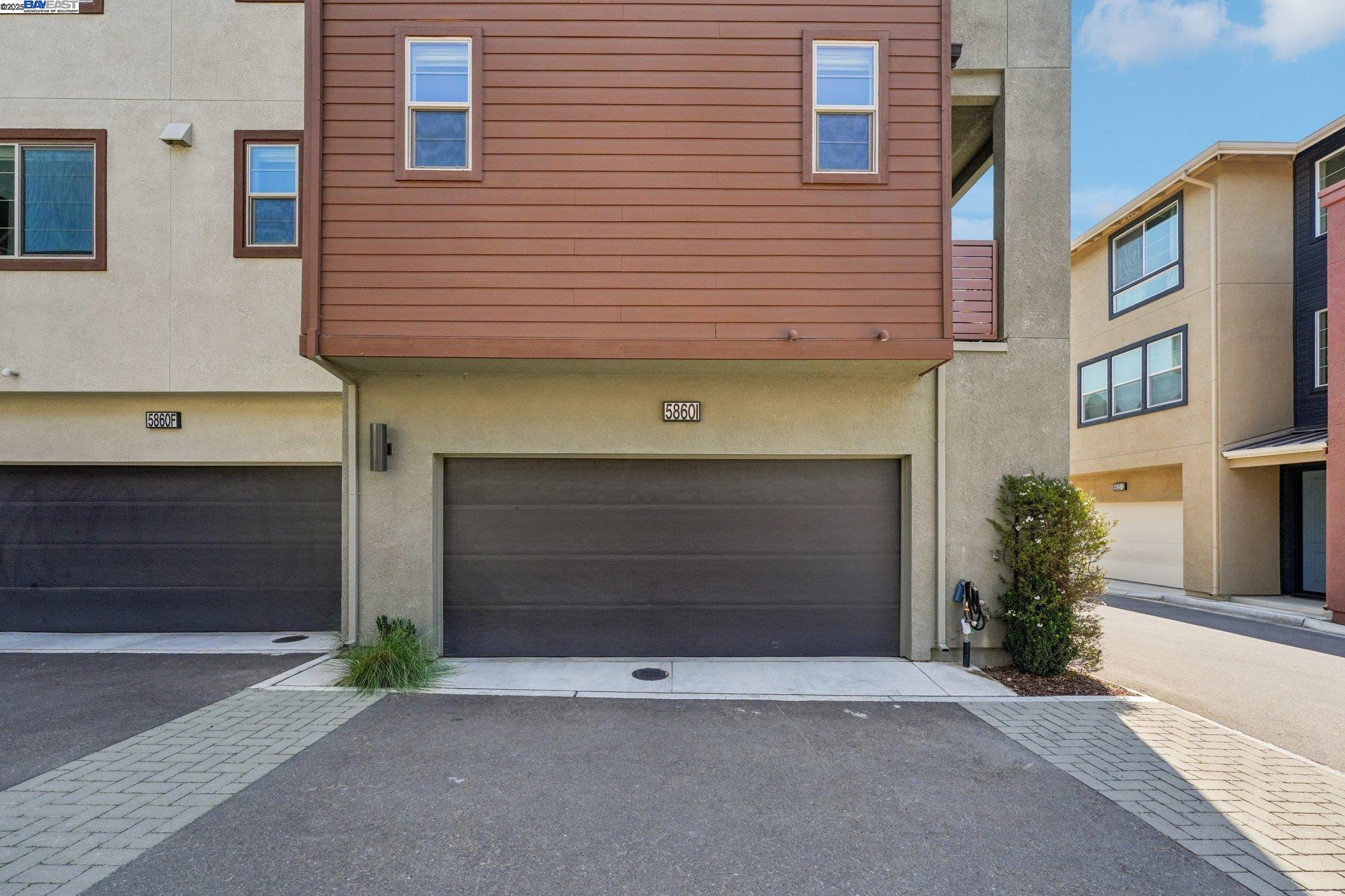 5860 Midnight Place Unit I