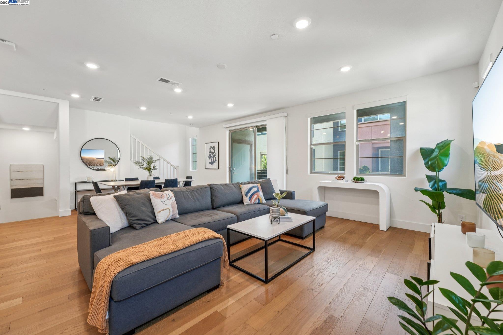 5860 Midnight Place Unit I