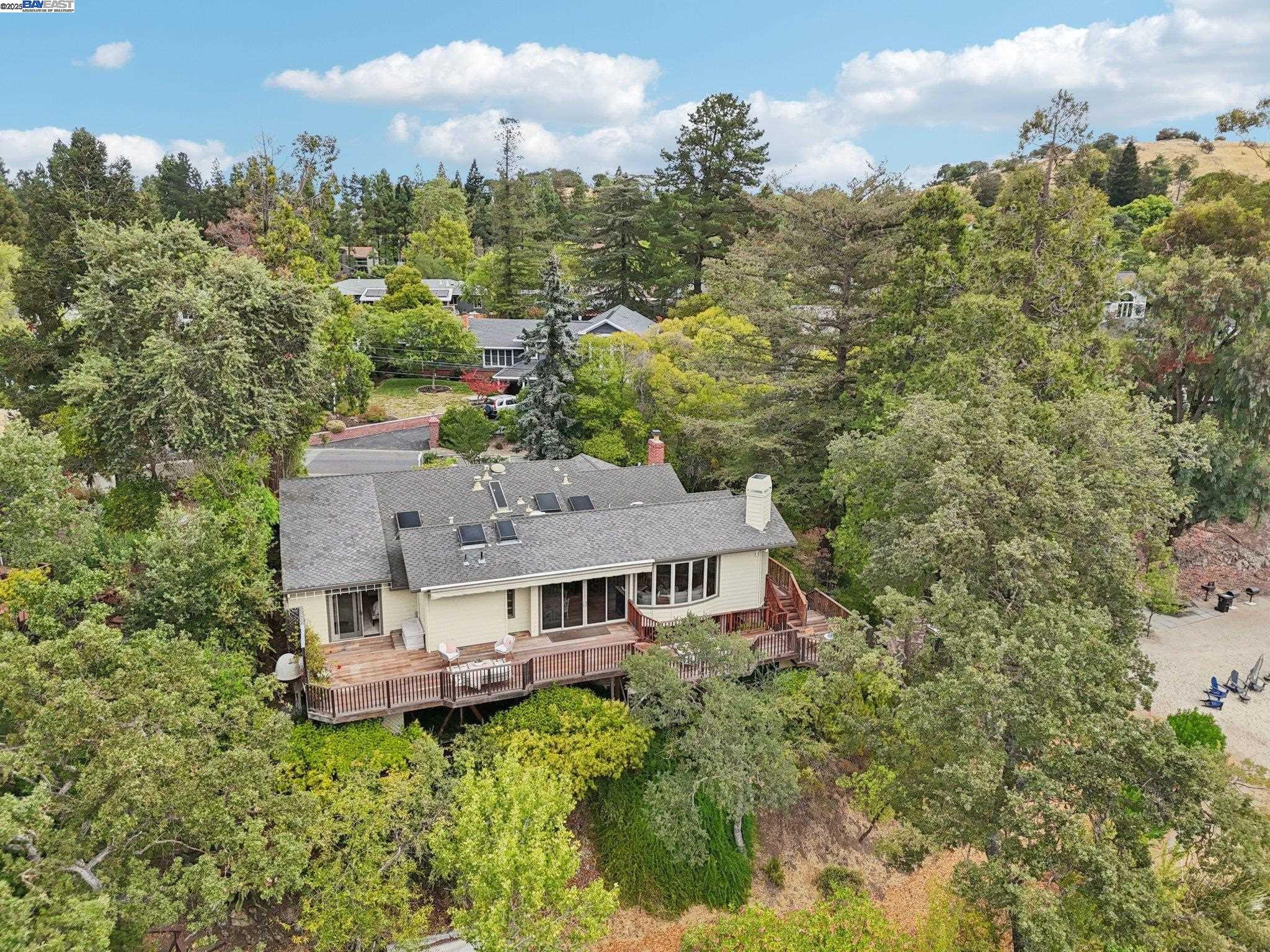 245 Lakewood Road, Walnut Creek