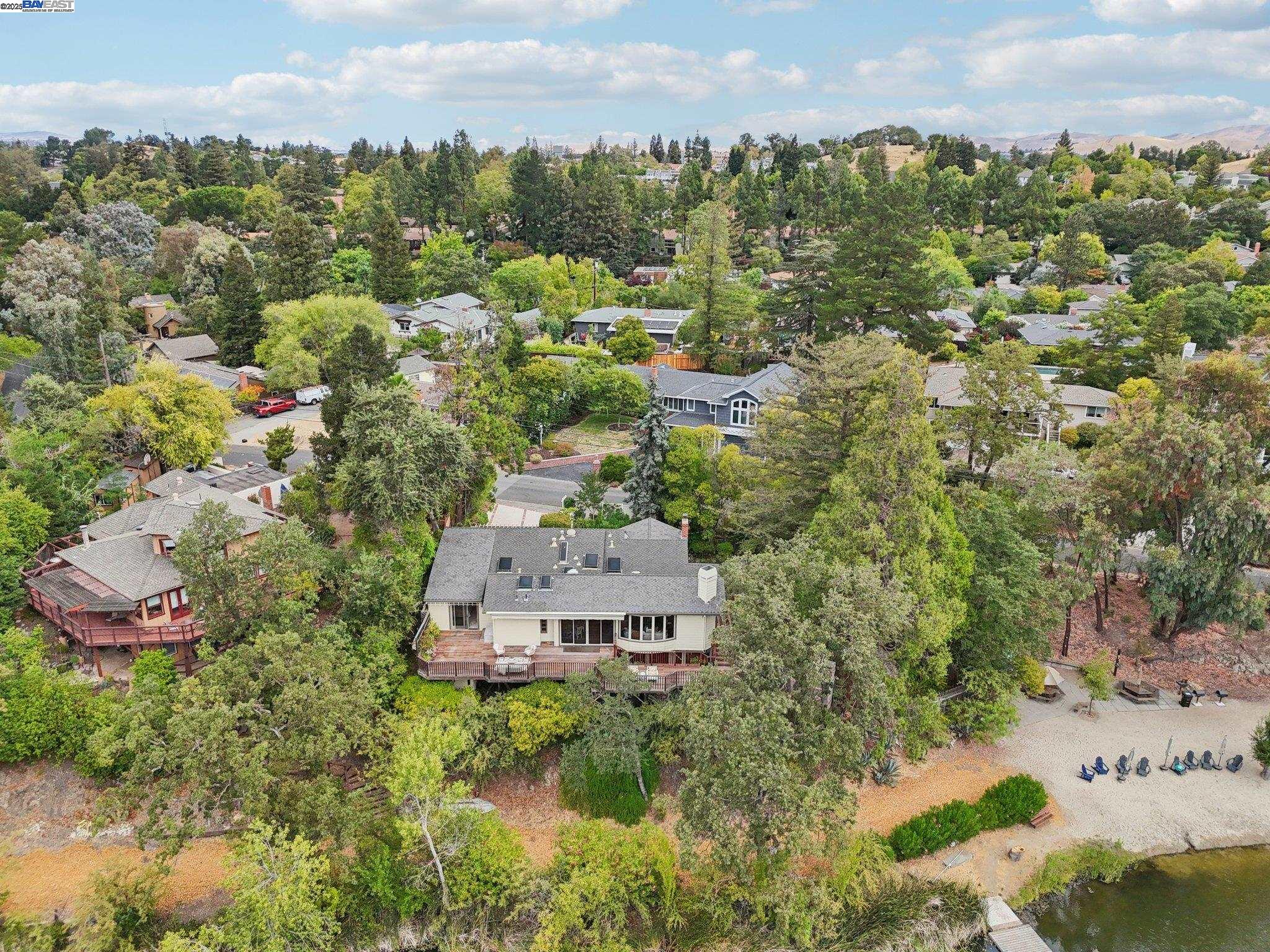 245 Lakewood Road, Walnut Creek